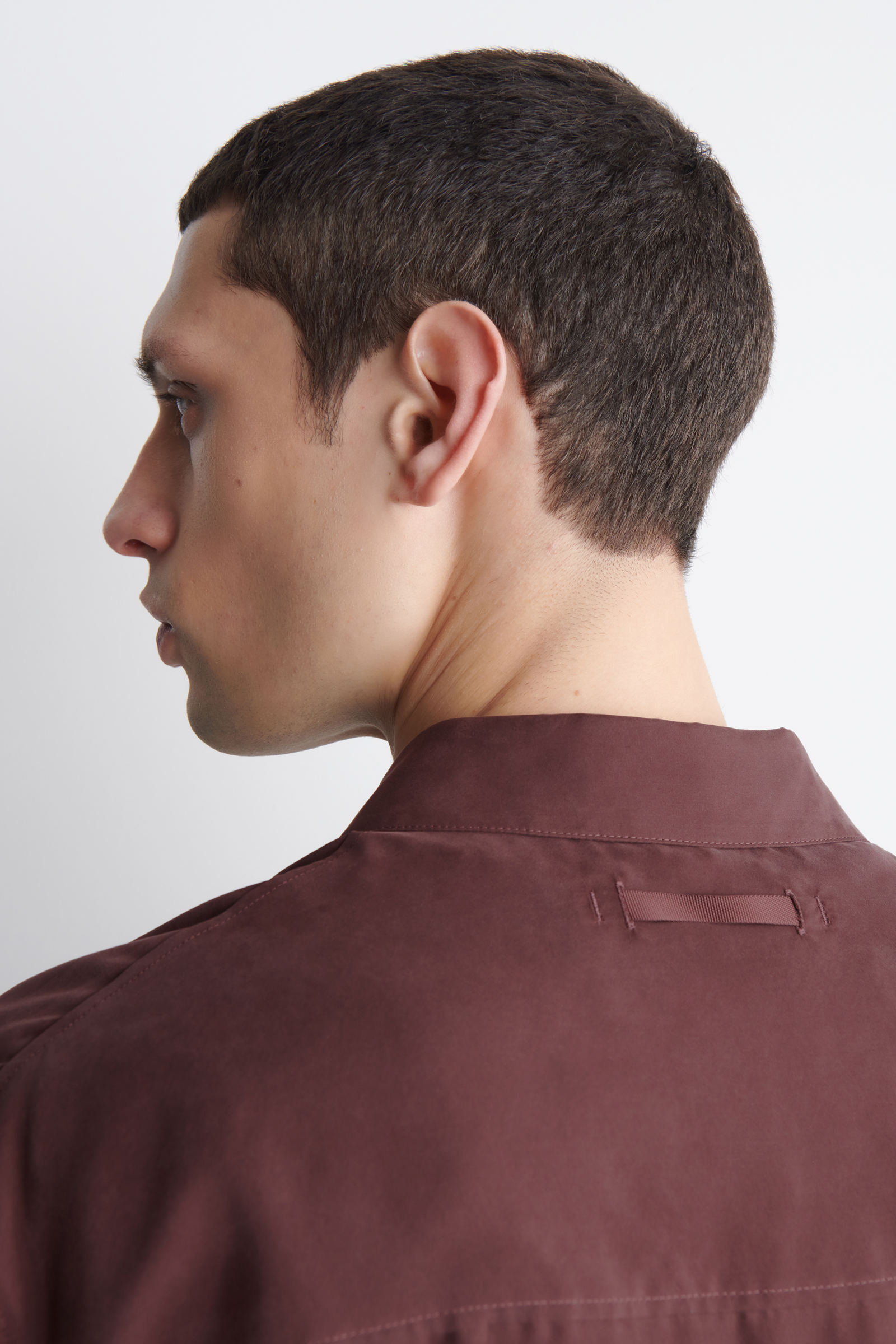 TAILORED SILK SHIRT テーラード シルクシャツ マホガニー｜COS コス 