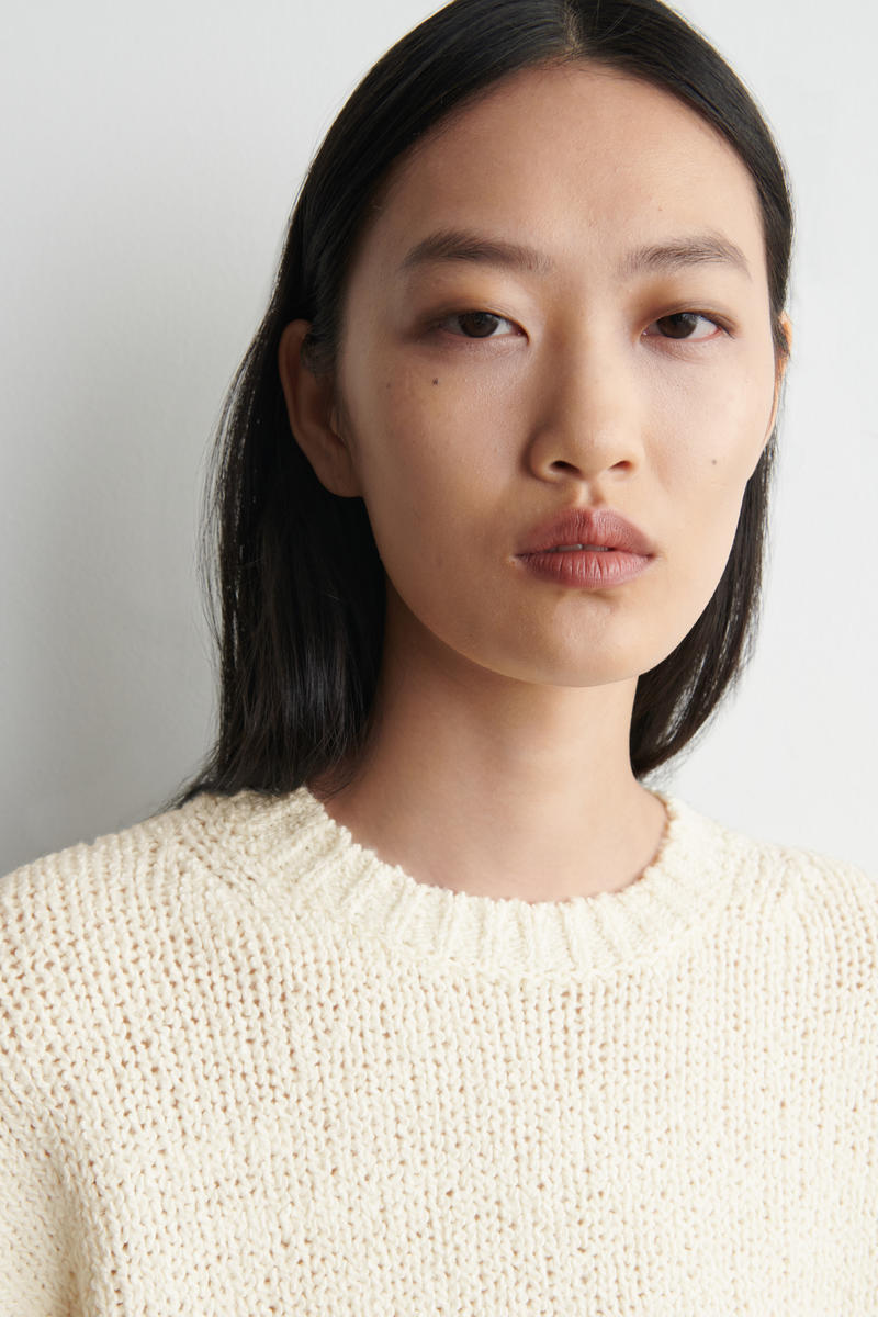 COS チャンキーウールセーター