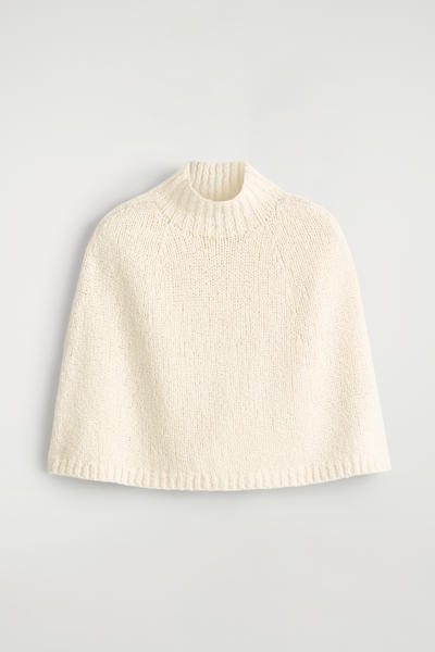 COS チャンキーニットケープ