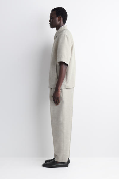 COS リネンウール 半袖ジップアップシャツ
