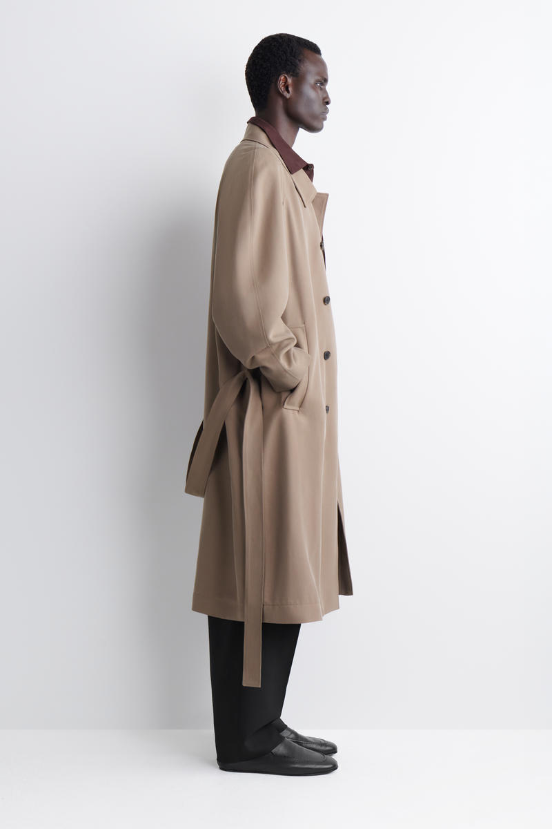 COS スリムレザーローファー