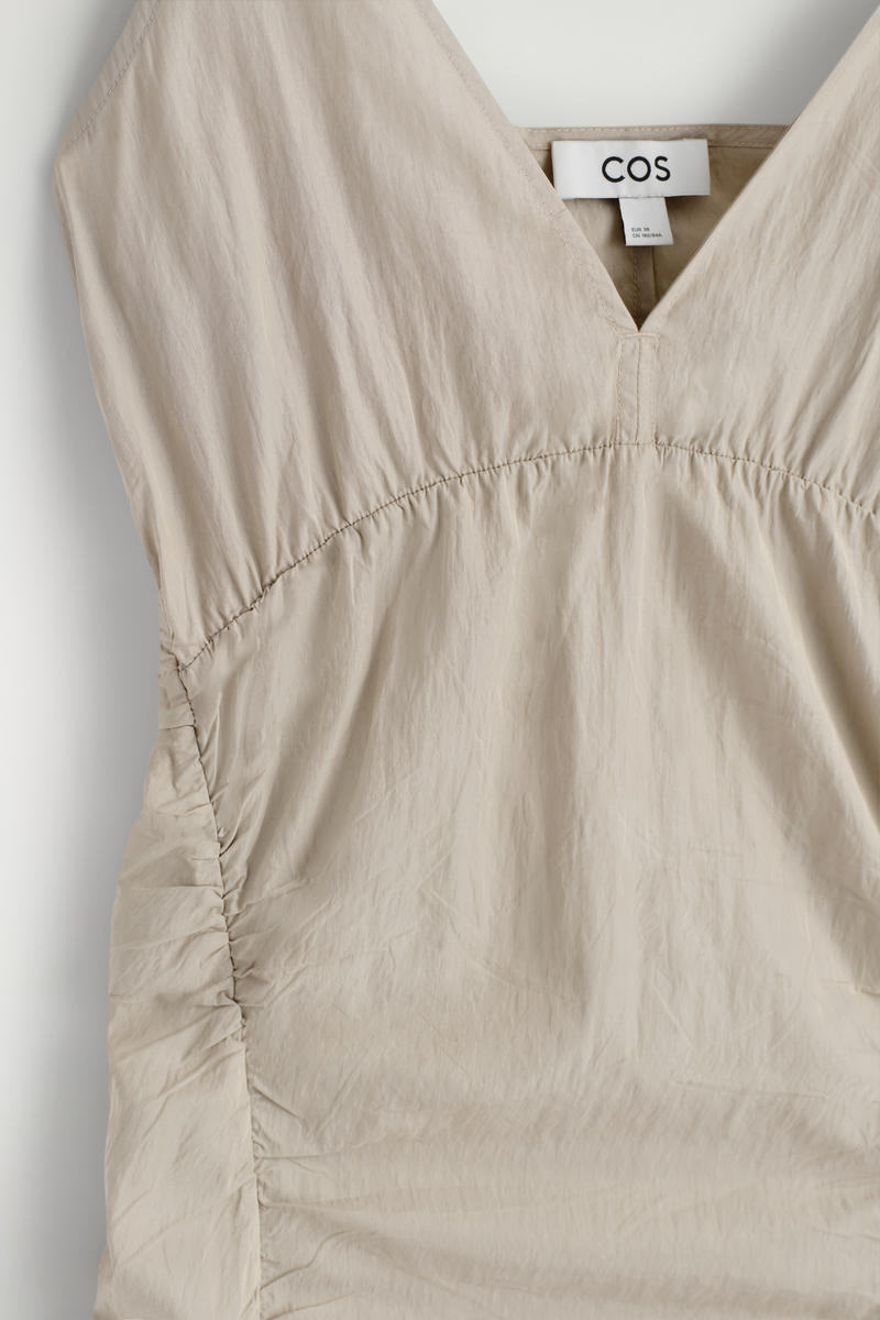 COS ギャザードシルクナイロンスリップドレス