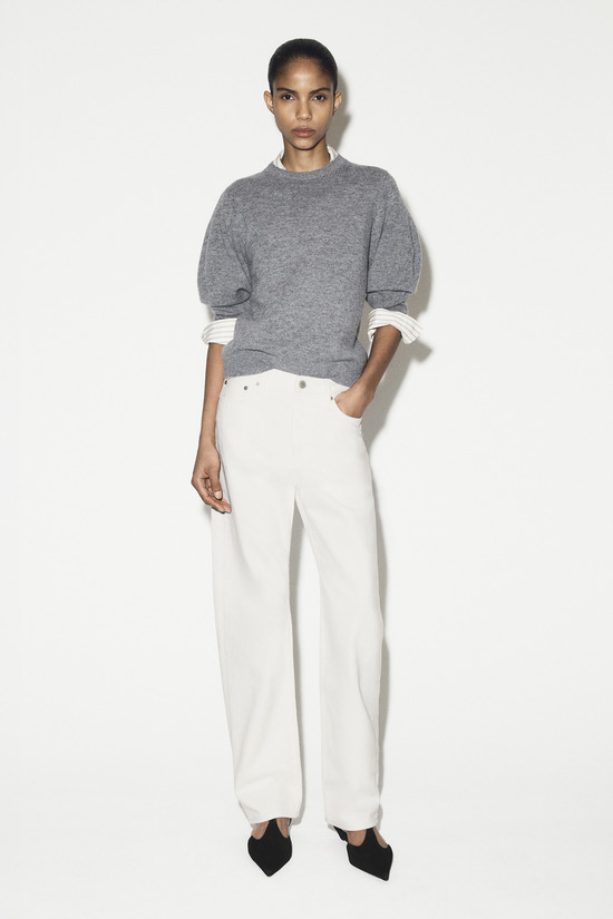 COS バルーンスリーブ メリノウールセーター