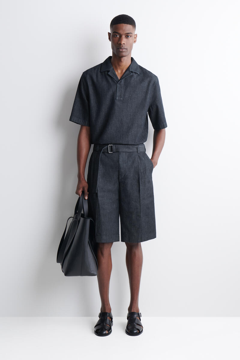 COS ベルト付き ワイドレッグ デニムショーツ