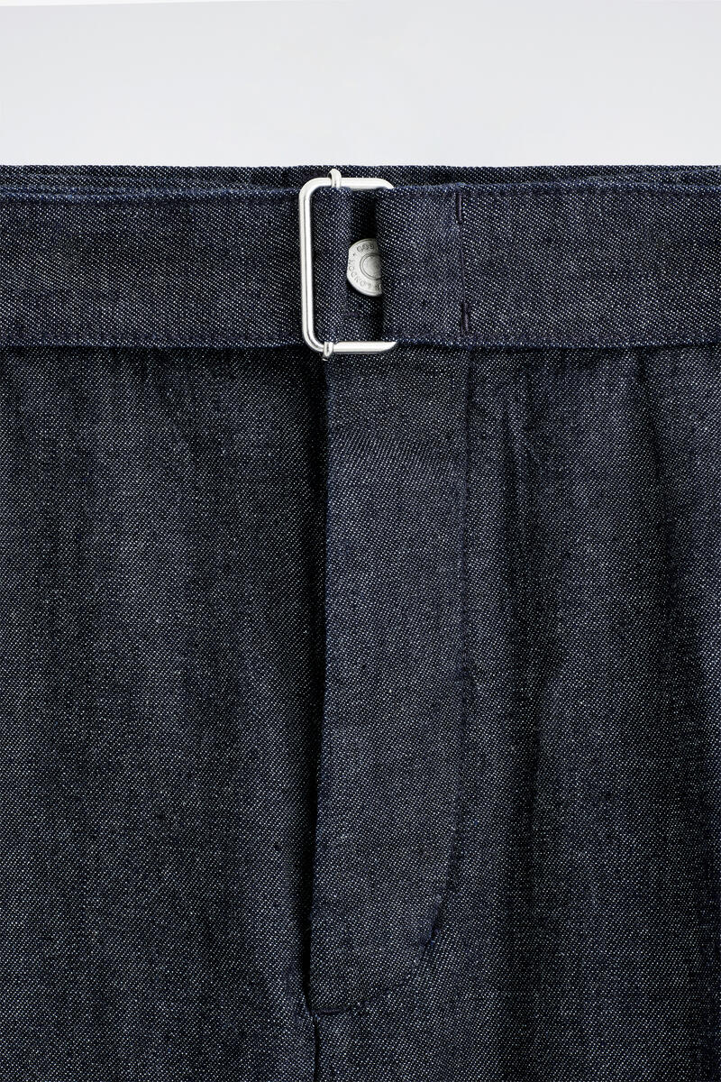 COS ベルト付き ワイドレッグ デニムショーツ