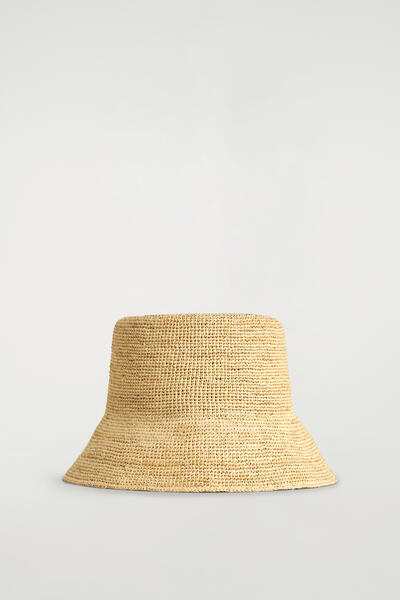 COS ラフィアバケットハット