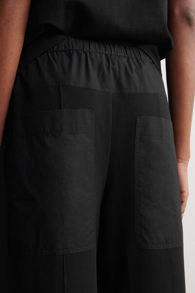 COS ポプリン切替 ジャージパンツ