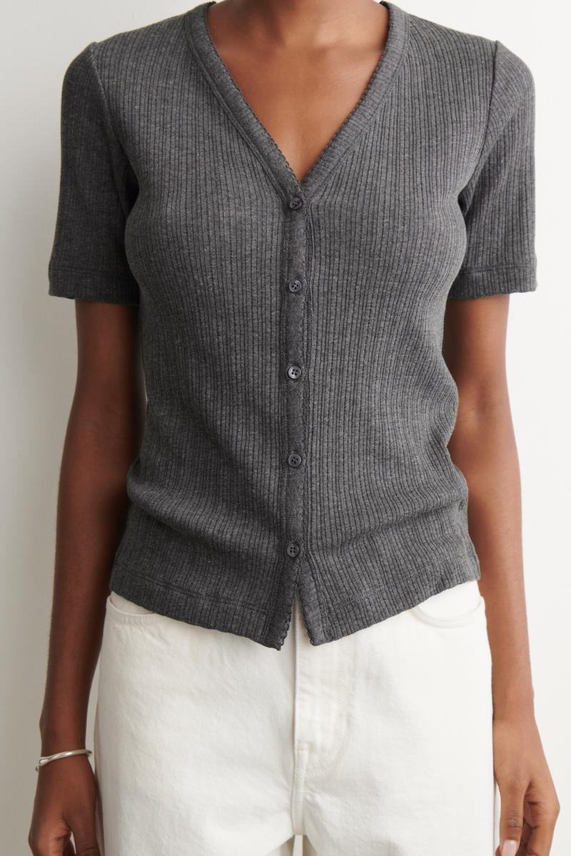 COS ポイントルニット半袖カーディガン