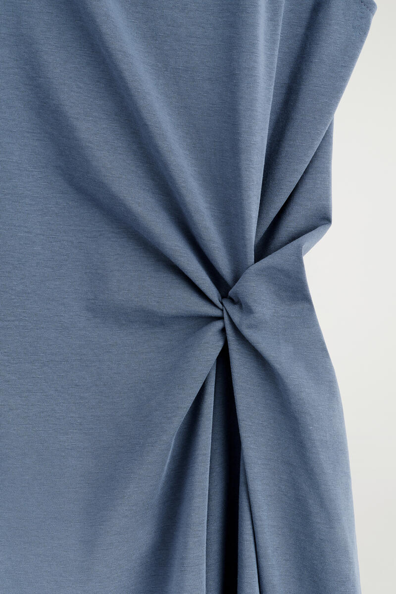 COS ツイストディテール ジャージーミディドレス