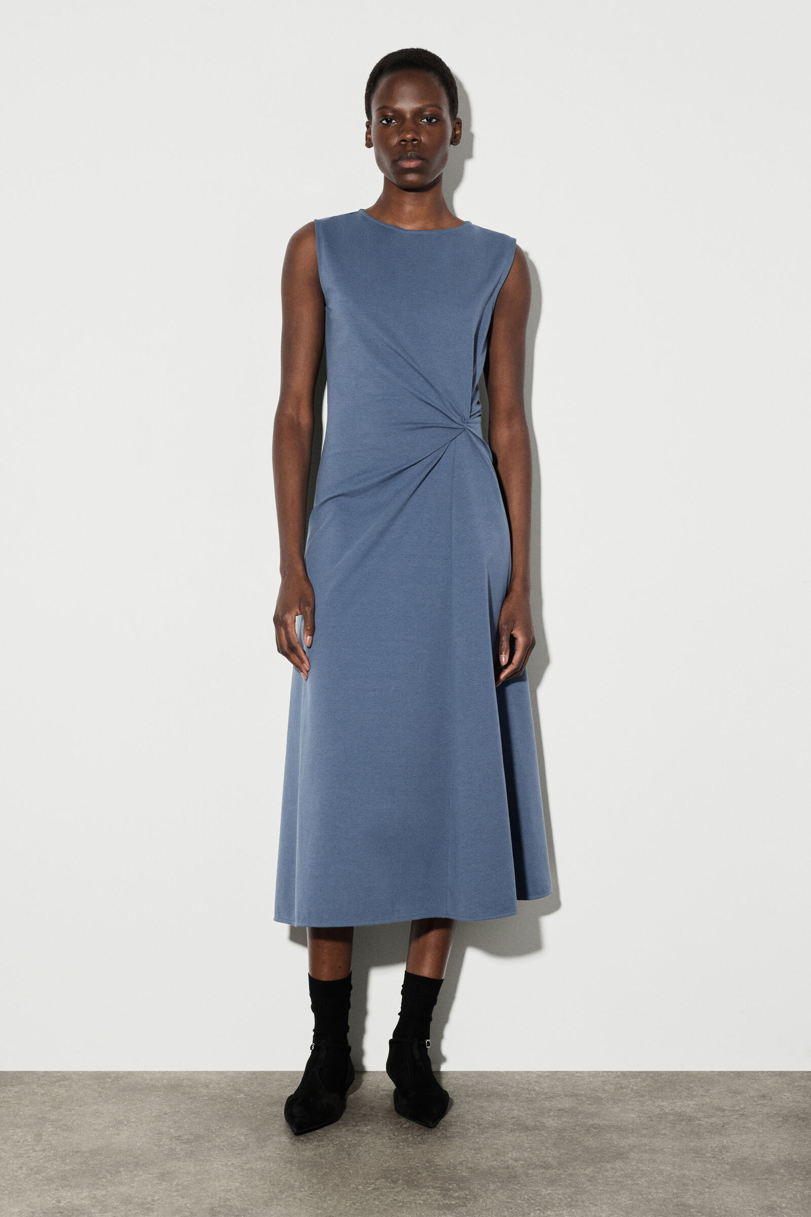 TWIST-DETAIL JERSEY MIDI DRESS ツイストディテール ジャージーミディ