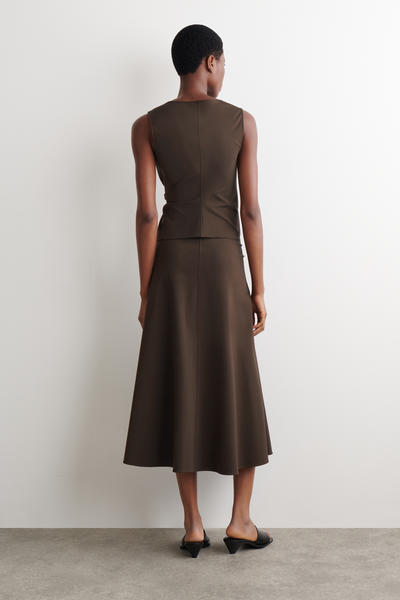 COS ツイストディテールジャージーミディスカート