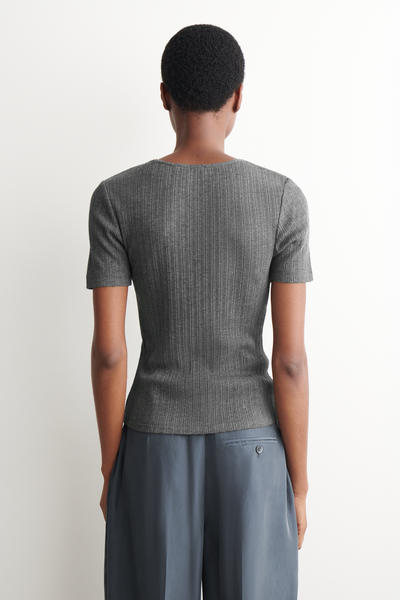 COS ポイントルニットTシャツ