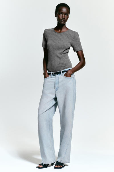 COS ポイントルニットTシャツ