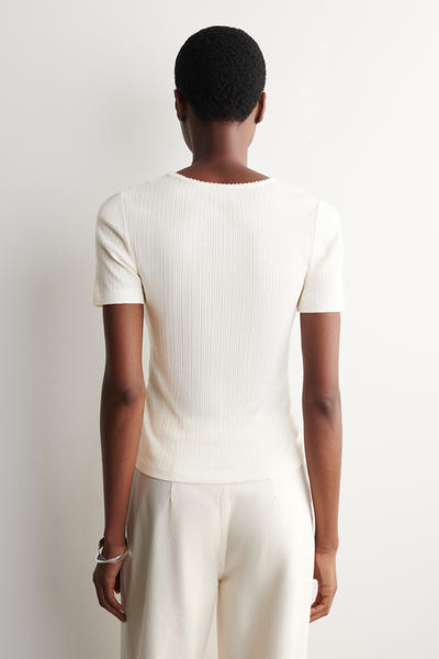 COS ポイントルニットTシャツ