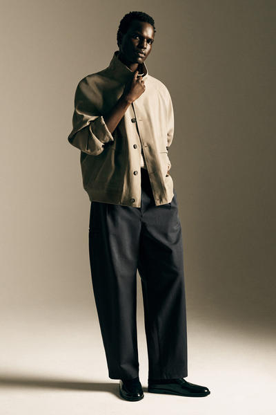 COS コットンブレンド バレルレッグユーティリティパンツ