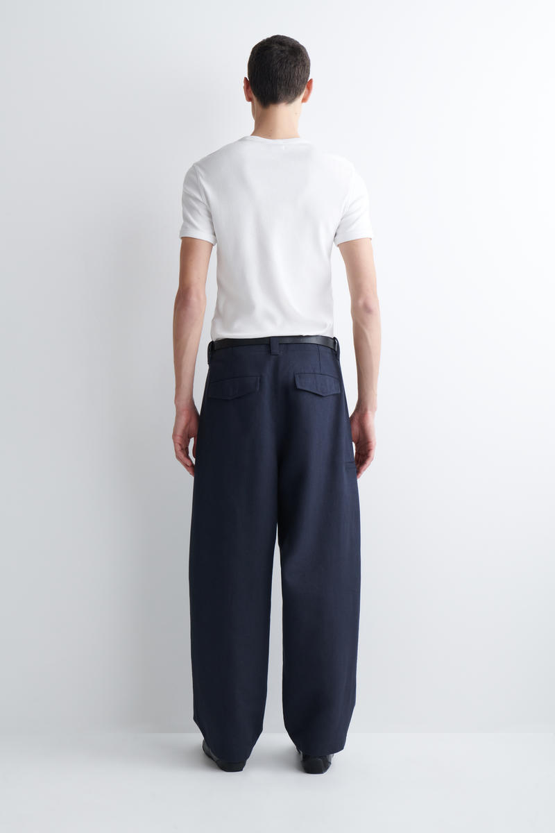 COS コットンブレンド バレルレッグユーティリティパンツ