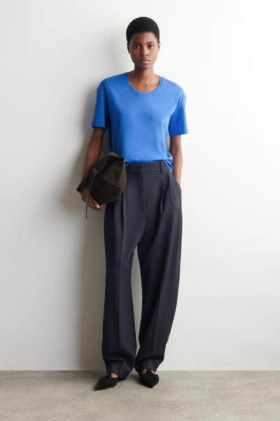 COS スクープネック コットンTシャツ