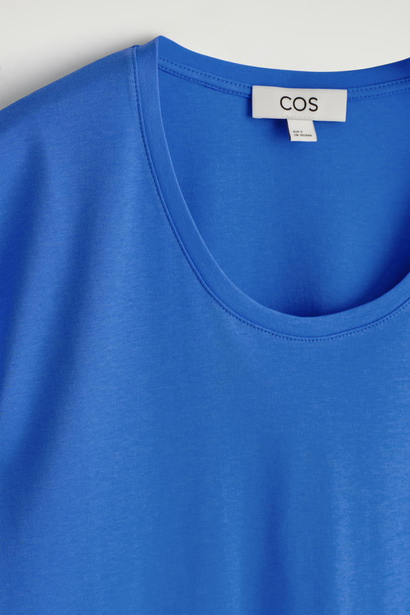 COS スクープネック コットンTシャツ