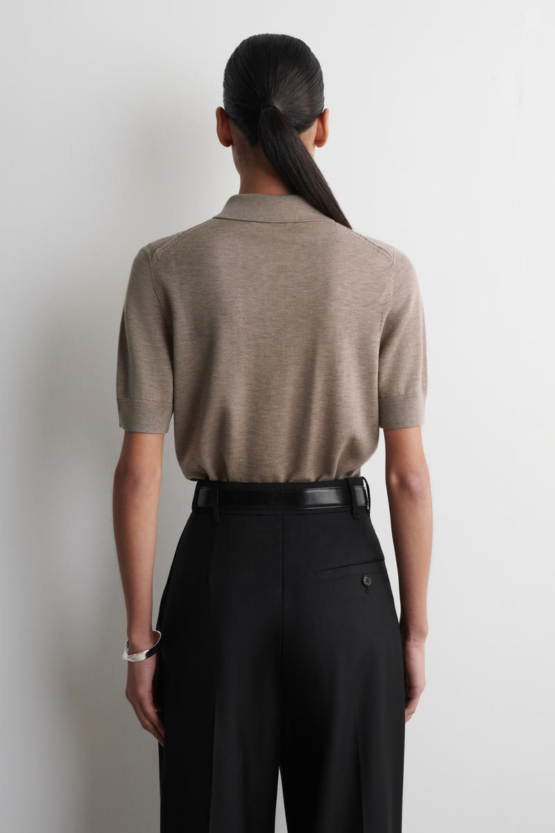 COS シュランケン ウールブレンドポロシャツ