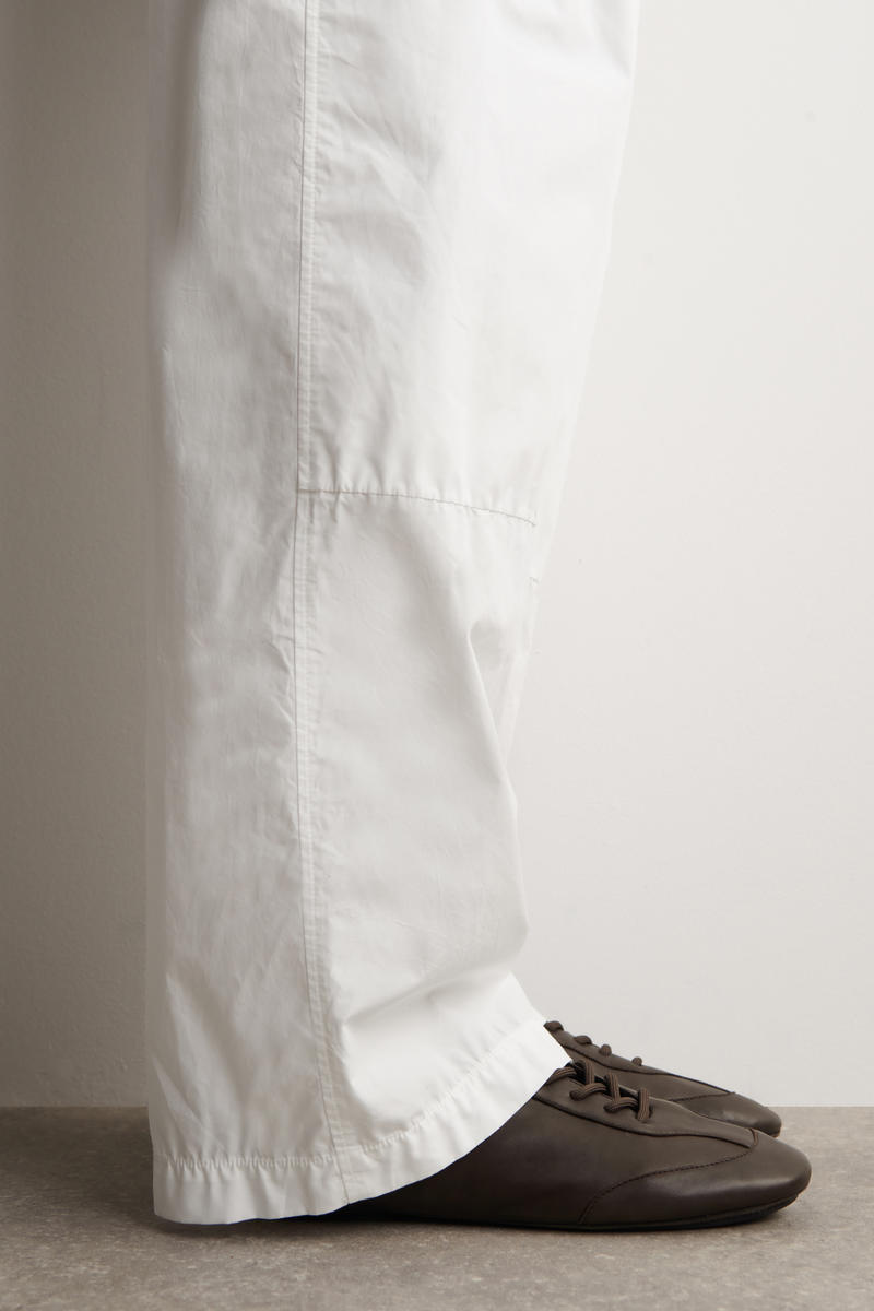 COS レザーバレエスニーカー