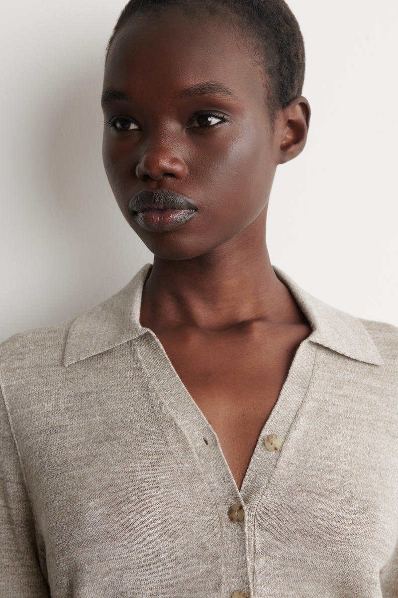 COS ニットリネンメリノ半袖シャツ