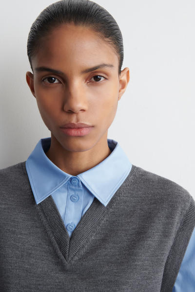 COS レイヤードメリノウールシャツベスト