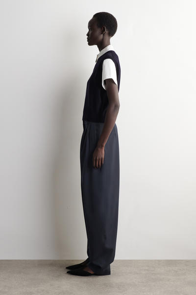 COS レイヤードメリノウールシャツベスト