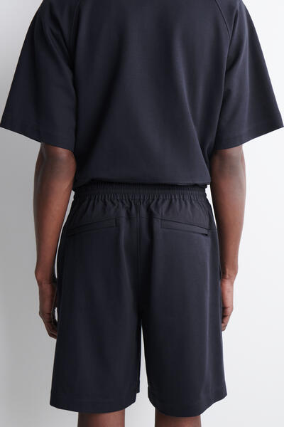 COS ウエストゴム パネルデザイン ジャージーショーツ