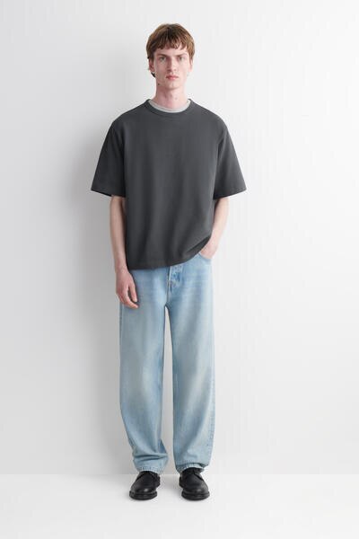 COS ヘビーウェイトコットンTシャツ