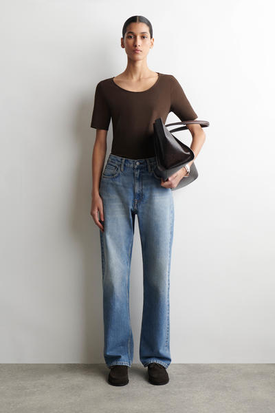 COS スリムスクープネックコットンTシャツ