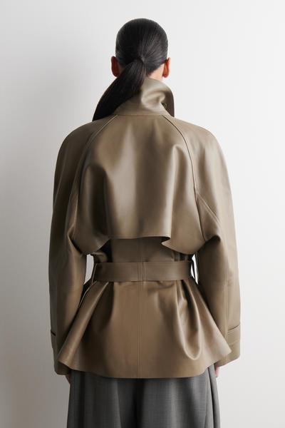 COS ファネルネック レザー ショート トレンチジャケット