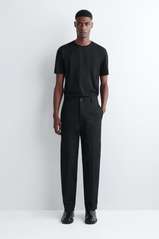 COS コットンキャンバス ストレートレッグ チノ