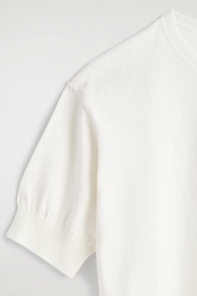 COS コットンニットTシャツ