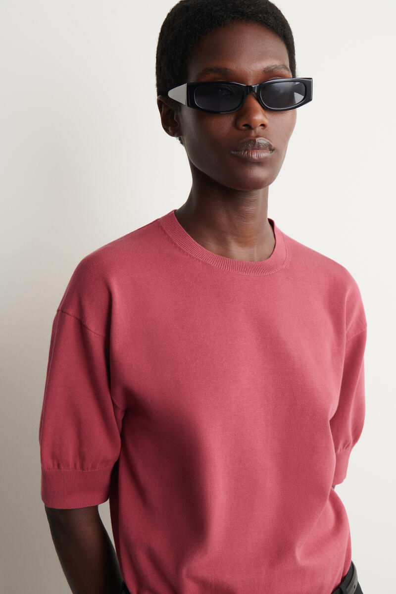 COS コットンニットTシャツ