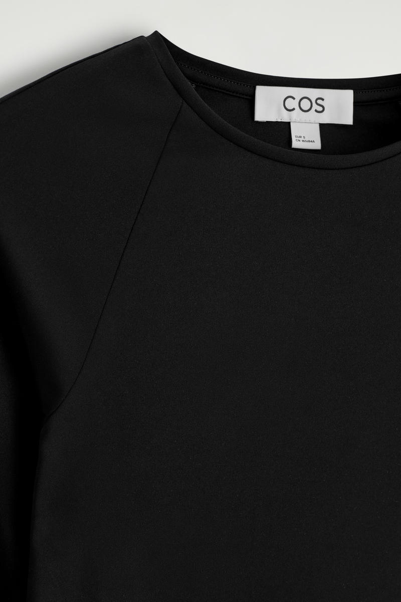 COS インターロックジャージー 長袖トップス