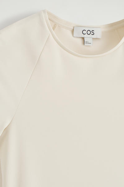 COS インターロックジャージー Tシャツ