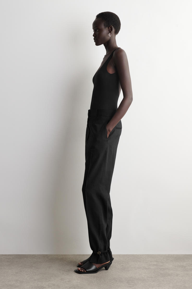 COS インターロックジャージー ボディスーツ