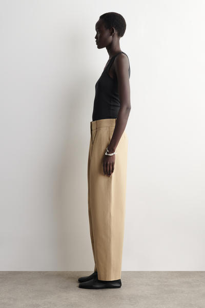 COS サテントリム　コットンジャージータンクトップ