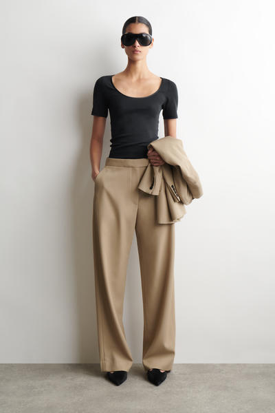 COS サテントリム　コットンジャージーTシャツ