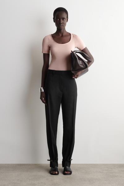 COS サテントリム　コットンジャージーTシャツ