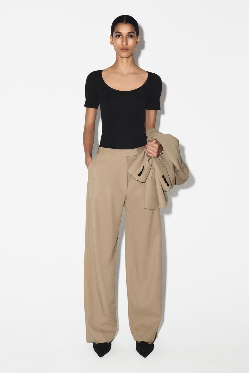 COS サテントリム　コットンジャージーTシャツ