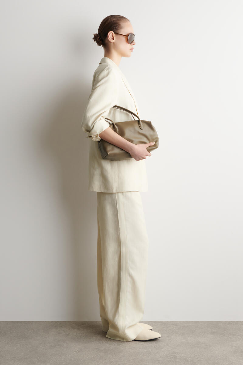 COS ソフトバレリーナパンプス