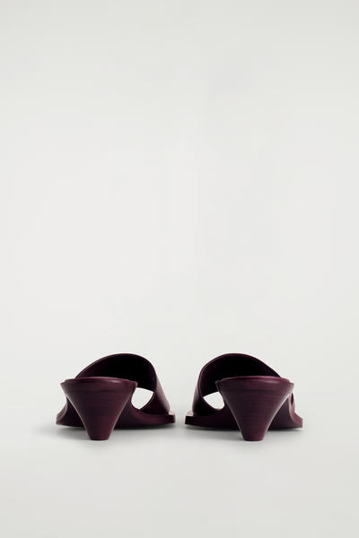 COS レザーミュール