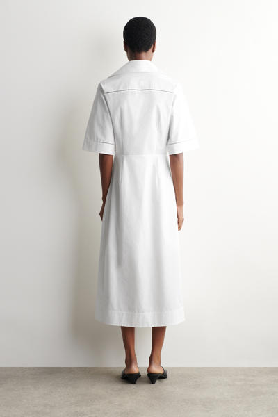 COS 刺繍入りピマ コットンミディワンピース