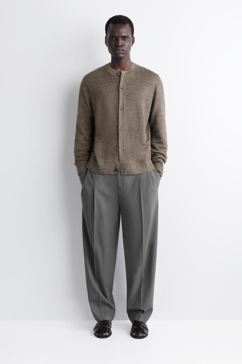 COS フルイドウール ワイドレッグパンツ