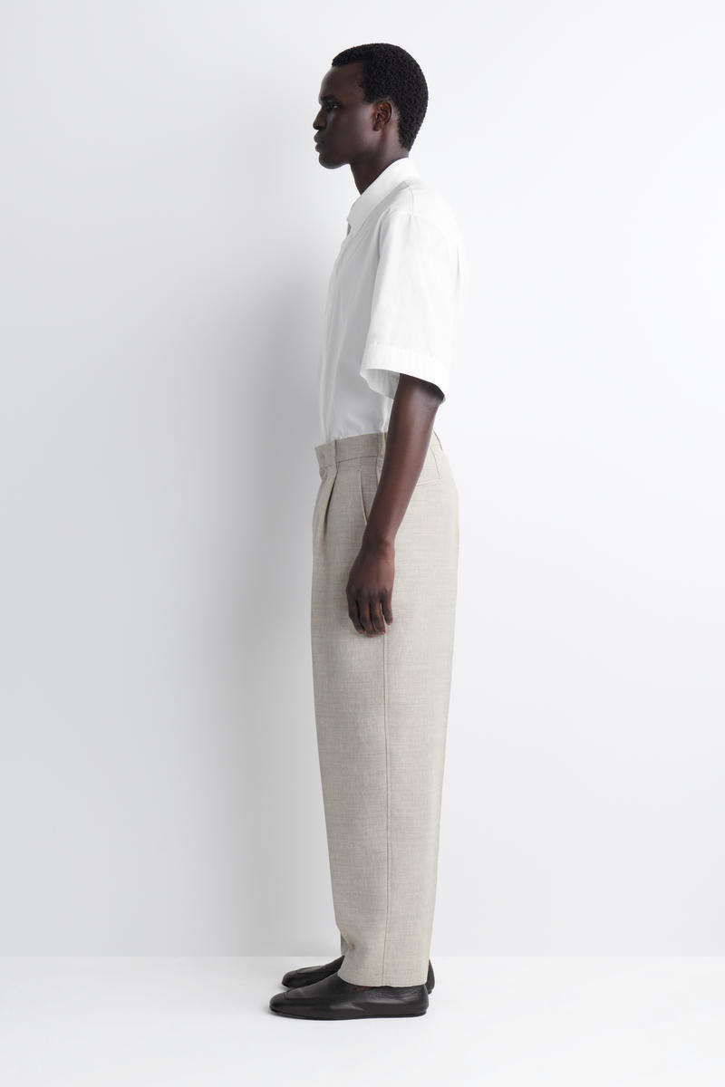 COS リネンウール  バレルレッグパンツ