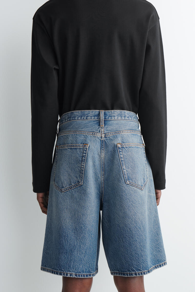 COS ライダーリラックスフィット デニムショーツ