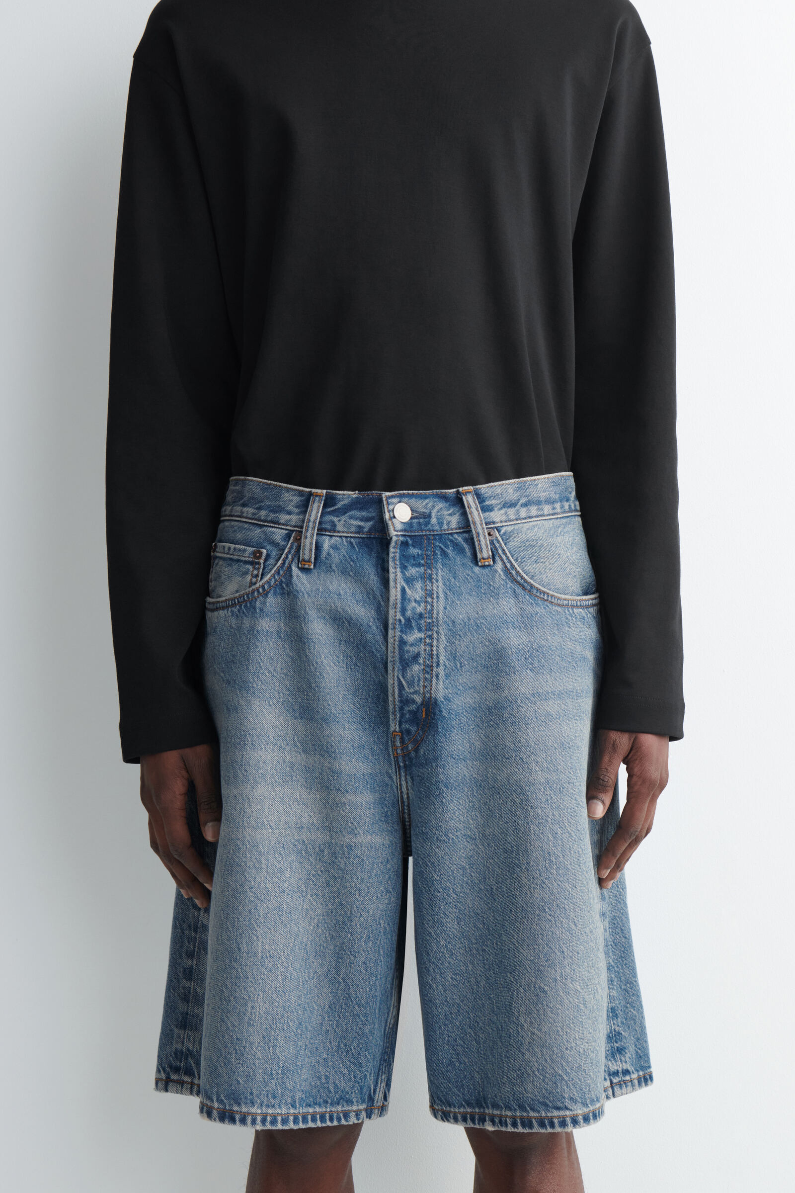 RIDER RELAXED-FIT DENIM SHORTS ライダーリラックスフィット デニム