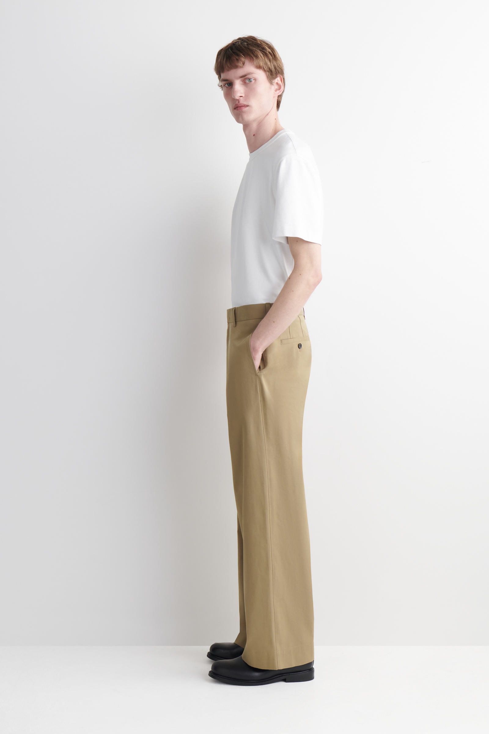COTTON RELAXED-FIT WIDE-LEG CHINOS コットンワイドレッグチノ