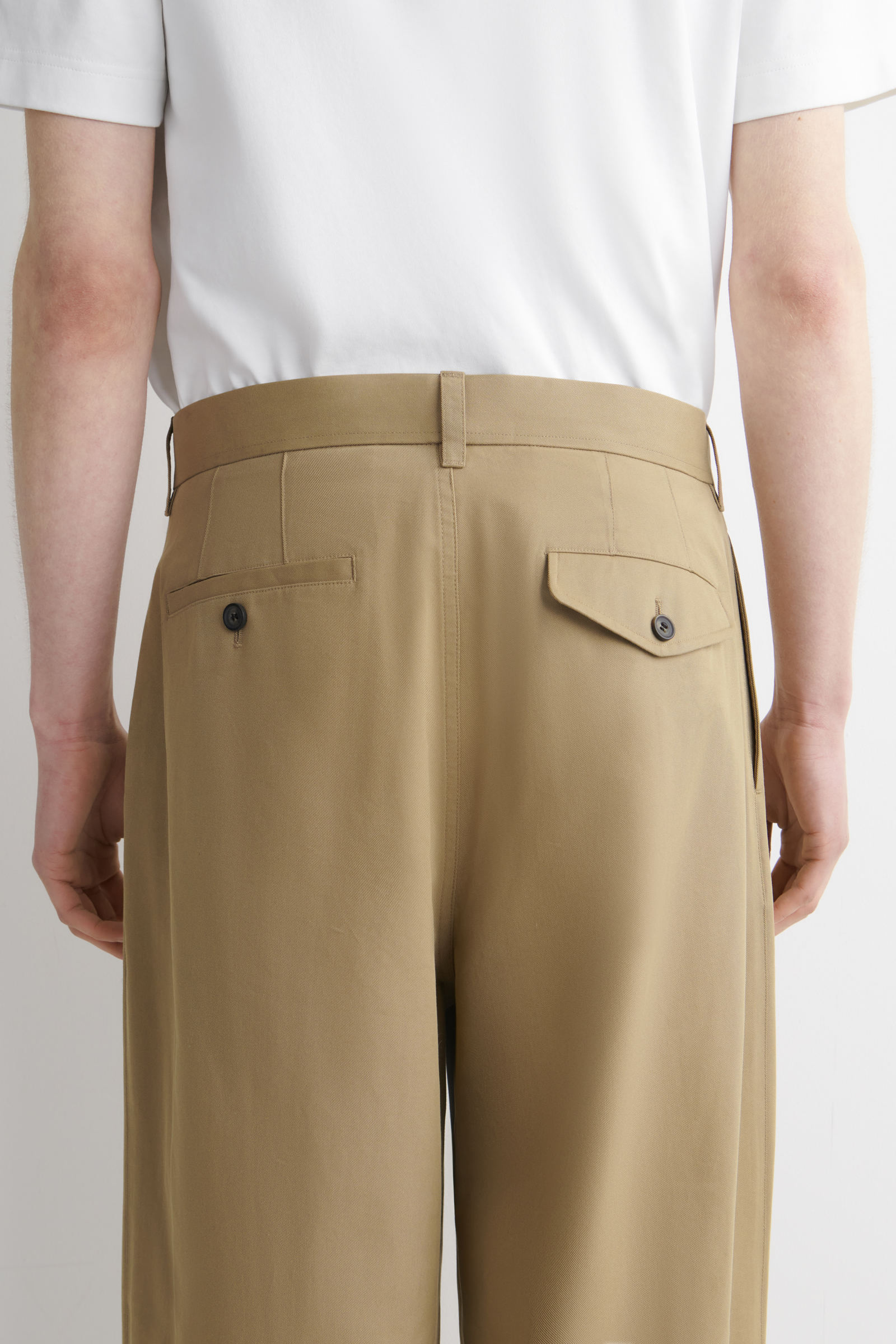 COTTON RELAXED-FIT WIDE-LEG CHINOS コットンワイドレッグチノ
